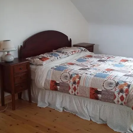 Three Sisters - 7km To Dingle 度假居 巴里菲尔特