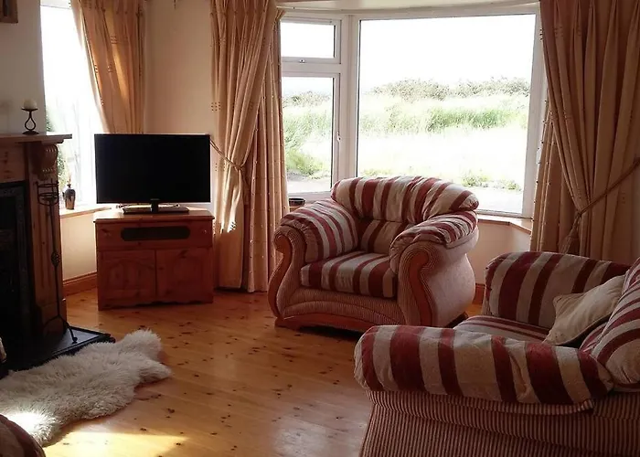 度假居 Three Sisters - 7km To Dingle 巴里菲尔特