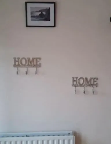 Three Sisters - 7km To Dingle 度假居